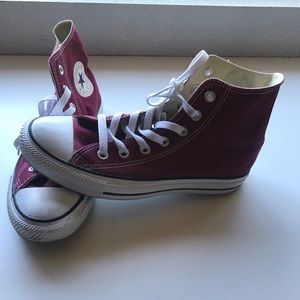 Dark Red/ Maroon Converse